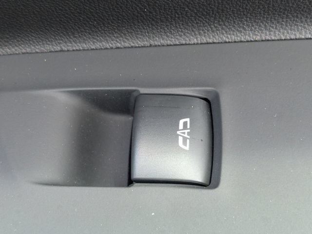 Used 2023 GMC Acadia Denali w/ Denali Technology Package FWD image 34
