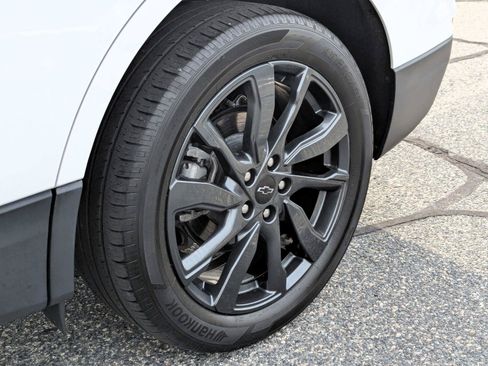 Certified 2023 Chevrolet Equinox RS AWD/4WD image 33