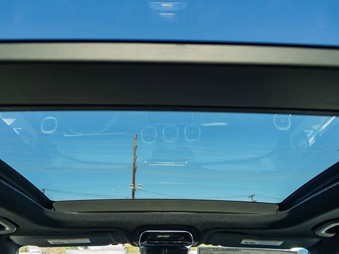 New 2025 Mercedes-Benz GLC 63 AMG S image 11