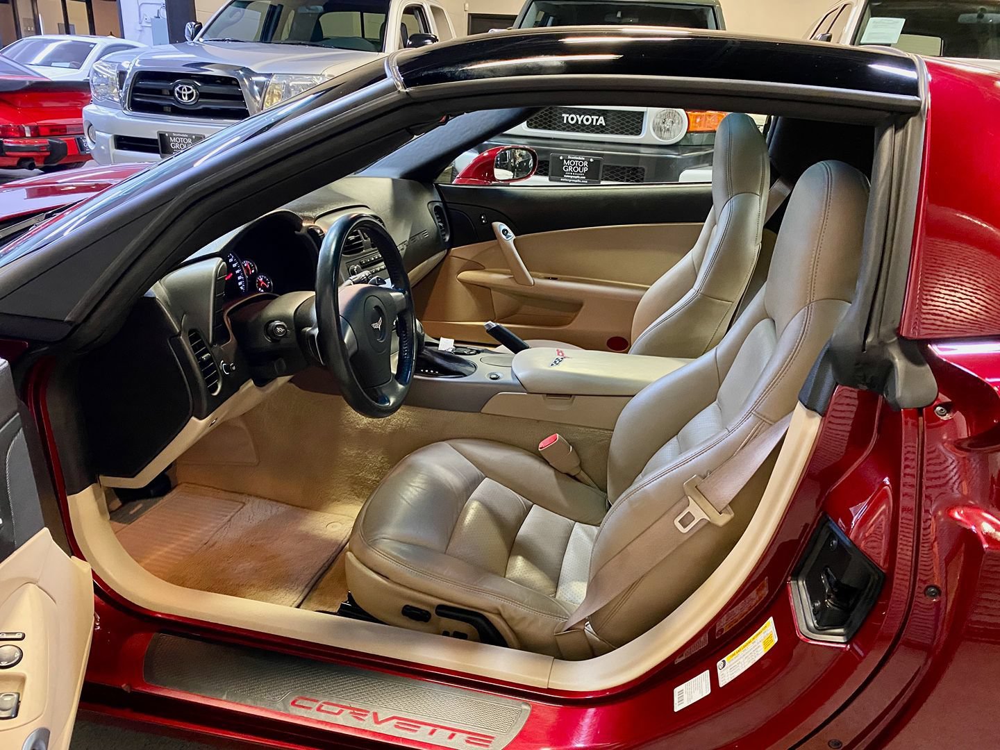 Used 2007 Chevrolet Corvette Coupe w/ Preferred Equipment Group RWD image 19