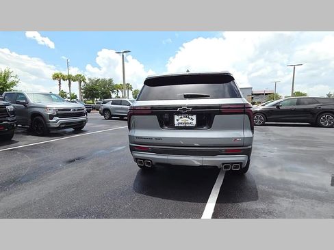 New 2026 Chevrolet Traverse Z71 w/ Driver Confidence Package AWD/4WD image 21