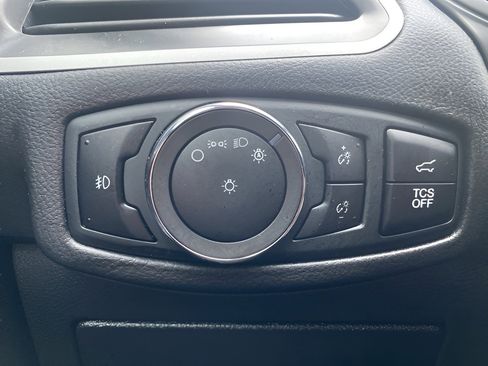 Certified 2024 Ford Edge SEL w/ Convenience Package image 16