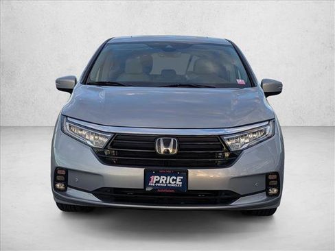 Used 2024 Honda Odyssey Elite image 2