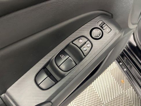 Used 2024 Nissan Altima 2.5 SV FWD image 25
