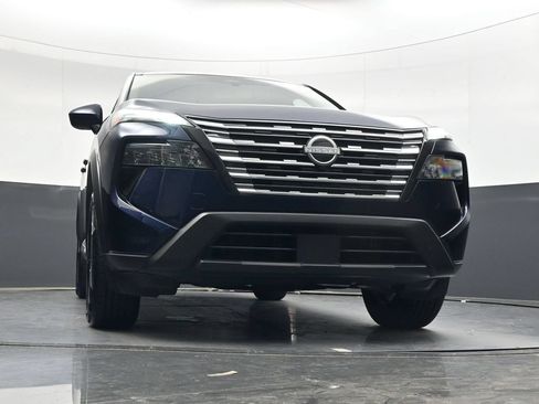 Used 2025 Nissan Rogue SV FWD image 47