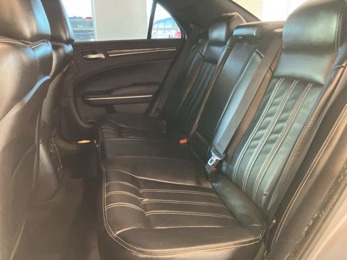 Used 2017 Chrysler 300 S image 25