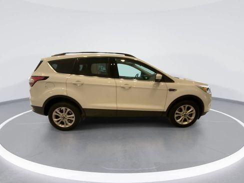 Used 2018 Ford Escape SEL w/ Ford Safe & Smart Package image 9