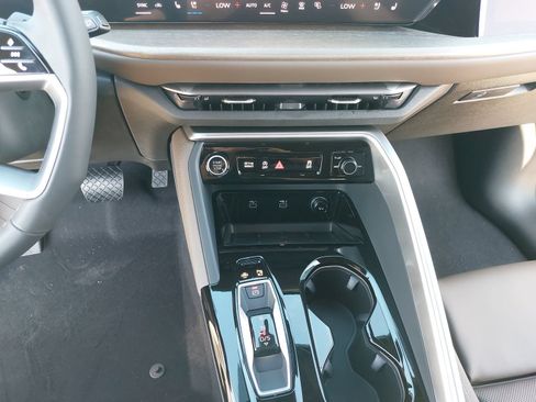 New 2026 Audi Q5 Premium Plus AWD/4WD image 22