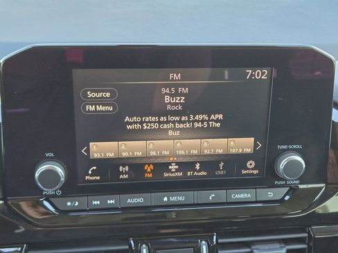 Used 2022 Nissan Pathfinder SV image 22