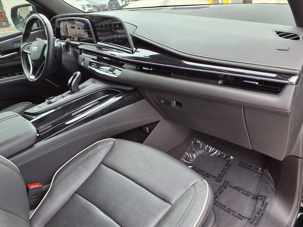 Used 2024 Cadillac Escalade Sport AWD/4WD image 8