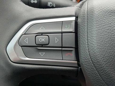 New 2026 Jeep Compass Latitude AWD/4WD image 24