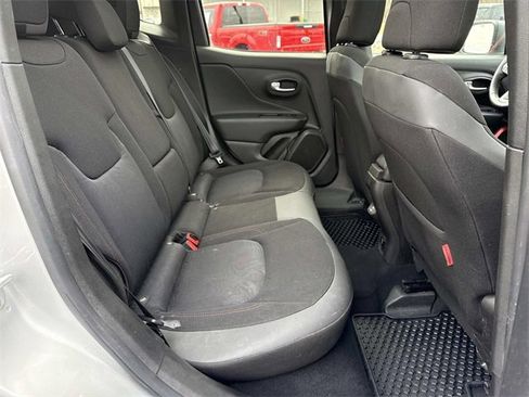 Used 2020 Jeep Renegade Trailhawk w/ UConnect 8.4 Nav Group image 20