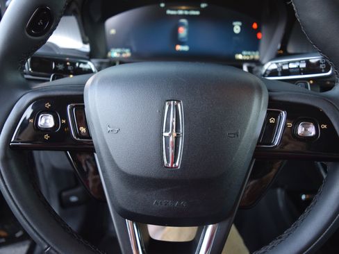 Used 2024 Lincoln Corsair AWD w/ Equipment Group 101A image 9