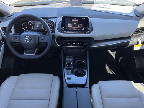 New 2026 Nissan Rogue SV image 9