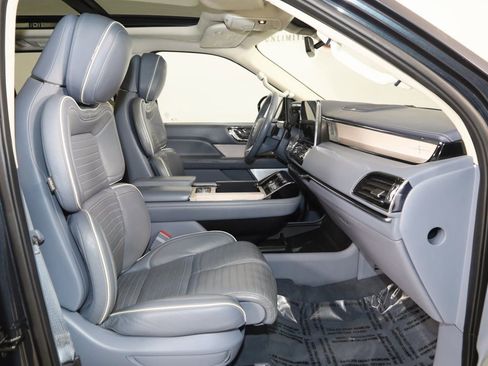 Used 2021 Lincoln Navigator L Black Label image 14