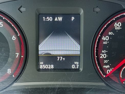 Used 2021 Volkswagen Passat 2.0T SE FWD image 8