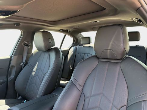 Used 2025 BMW 530i w/ Premium Package RWD image 20