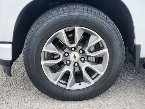 Used 2020 Chevrolet Silverado 1500 RST w/ Texas Edition RWD image 29