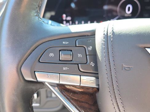 Certified 2022 Cadillac Escalade Sport Platinum w/ LPO, ONYX Package image 15