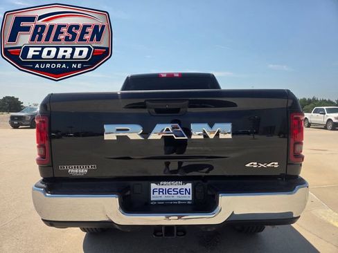 Used 2026 RAM 2500 Big Horn AWD/4WD image 6