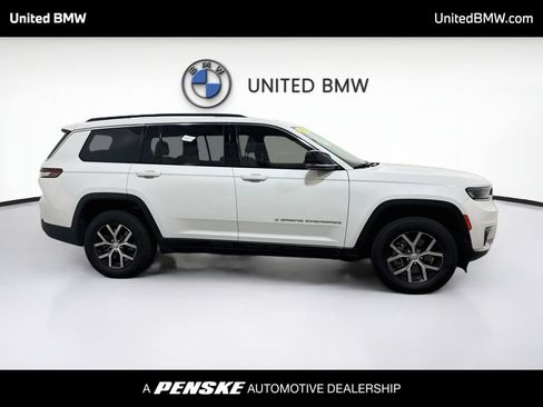 Used 2024 Jeep Grand Cherokee L Limited AWD/4WD image 4