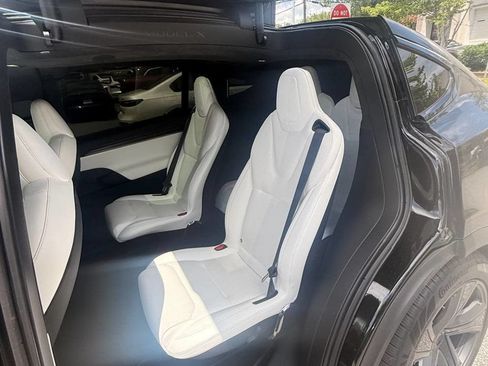 Used 2026 Tesla Model X Plaid AWD/4WD image 3