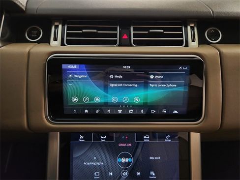 Used 2019 Land Rover Range Rover HSE image 17