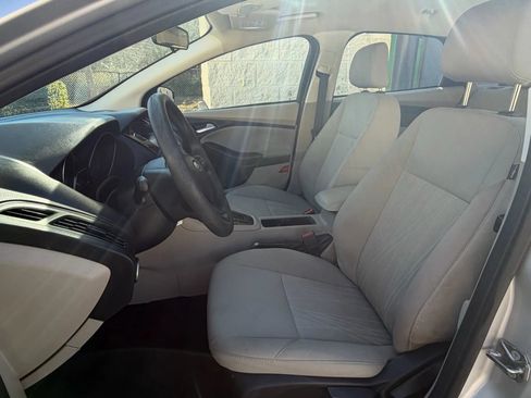 Used 2018 Ford Focus SE image 14