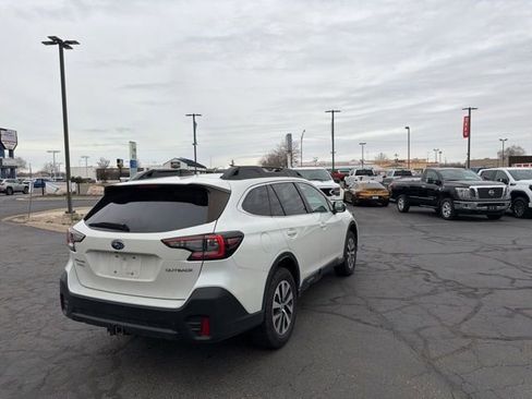 Used 2021 Subaru Outback Premium AWD/4WD image 8