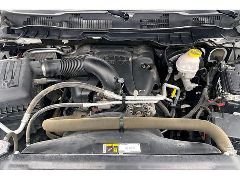 Used 2018 RAM 1500 Laramie w/ Convenience Group image 12