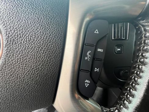 Used 2017 Chevrolet Express 3500 LT w/ LT Preferred Equipment Group RWD image 28