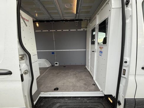 Used 2020 Mercedes-Benz Sprinter 2500 w/ Driver Convenience Package image 16