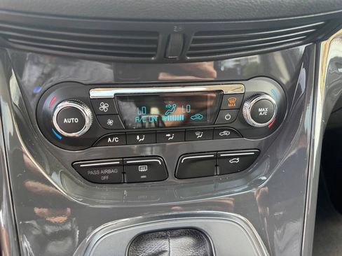Used 2014 Ford Escape Titanium FWD image 24