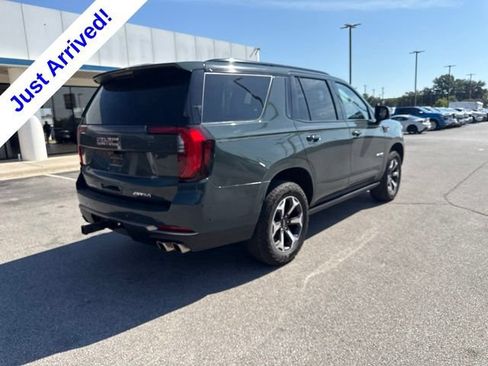 Used 2025 GMC Yukon AT4 Ultimate AWD/4WD image 3