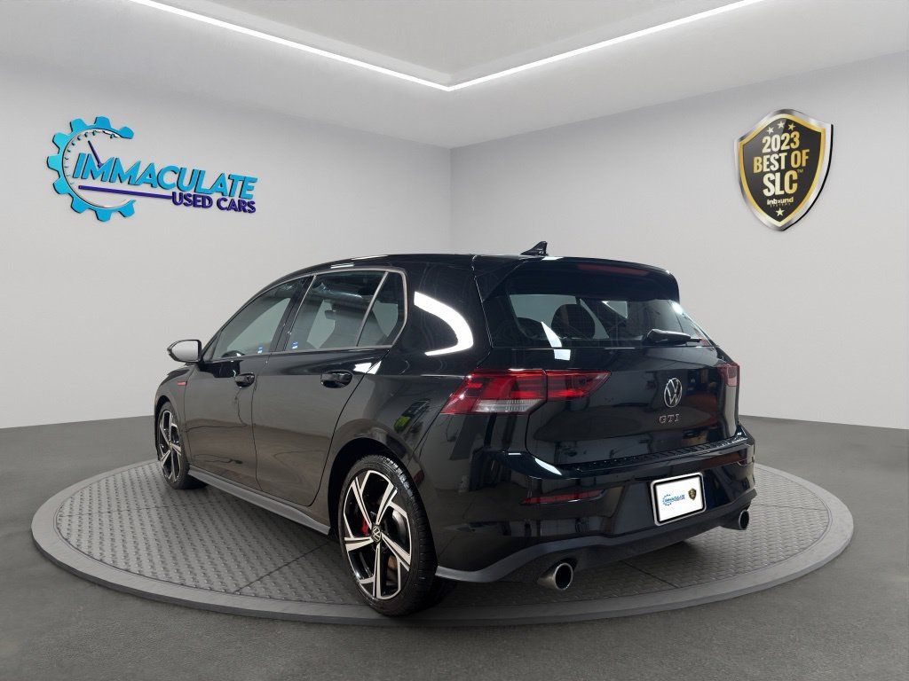 Used 2024 Volkswagen GTI SE FWD image 3