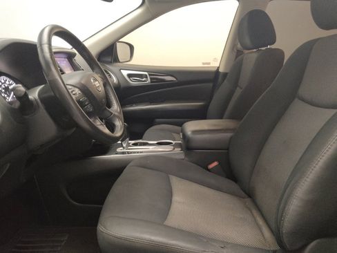 Used 2018 Nissan Pathfinder SV FWD image 17