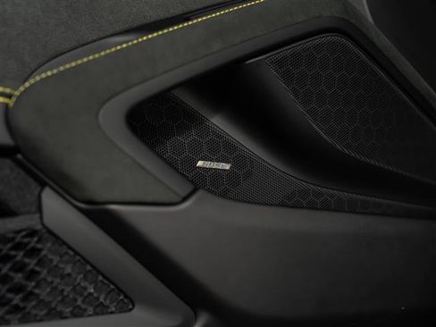 Certified 2025 Porsche 718 Cayman GT4 RS image 25