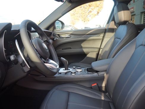 New 2024 Alfa Romeo Stelvio Sprint image 13