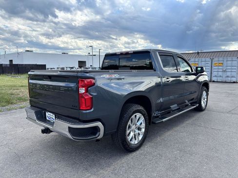 Used 2021 Chevrolet Silverado 1500 LTZ w/ LTZ Premium Package AWD/4WD image 7