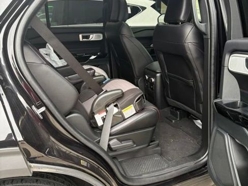 Used 2024 Ford Explorer ST w/ Technology Package AWD/4WD image 17