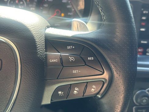 Used 2018 Dodge Charger R/T image 6