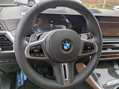 New 2026 BMW X5 M60i w/ Climate Comfort Package image 17