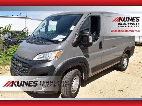 New 2026 RAM ProMaster 1500 w/ Convenience Group image 1