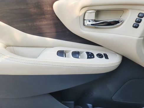Used 2024 Nissan Murano Platinum w/ Cargo Package FWD image 23
