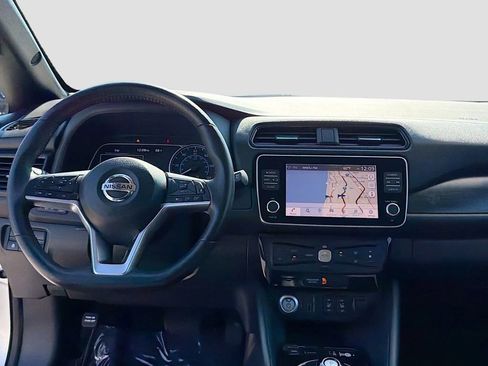 Used 2021 Nissan Leaf SV Plus image 29