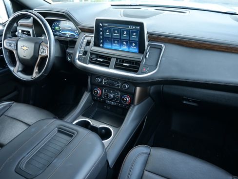 Used 2024 Chevrolet Tahoe High Country w/ Advanced Technology Package image 24