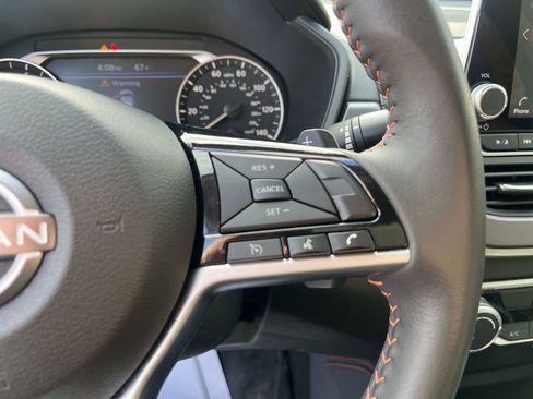 Used 2024 Nissan Altima 2.5 SR image 27