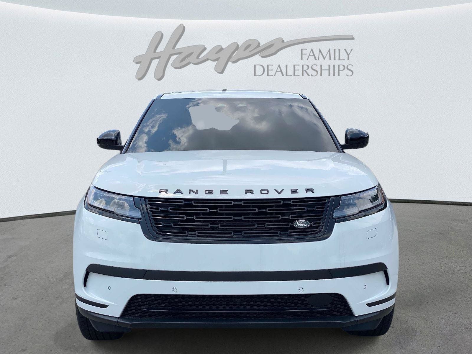 Used 2025 Land Rover Range Rover Velar S AWD/4WD image 11