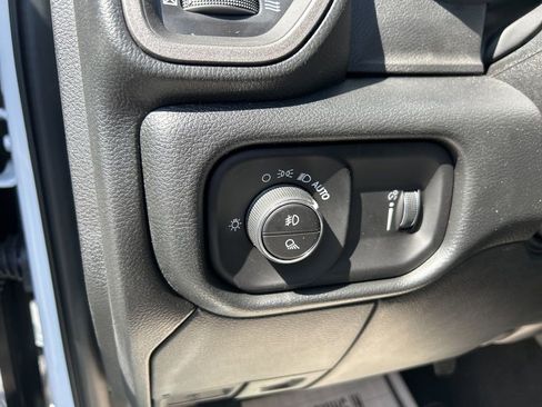 New 2026 RAM 2500 Tradesman AWD/4WD image 15