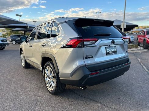 Used 2025 Toyota RAV4 XLE Premium image 6